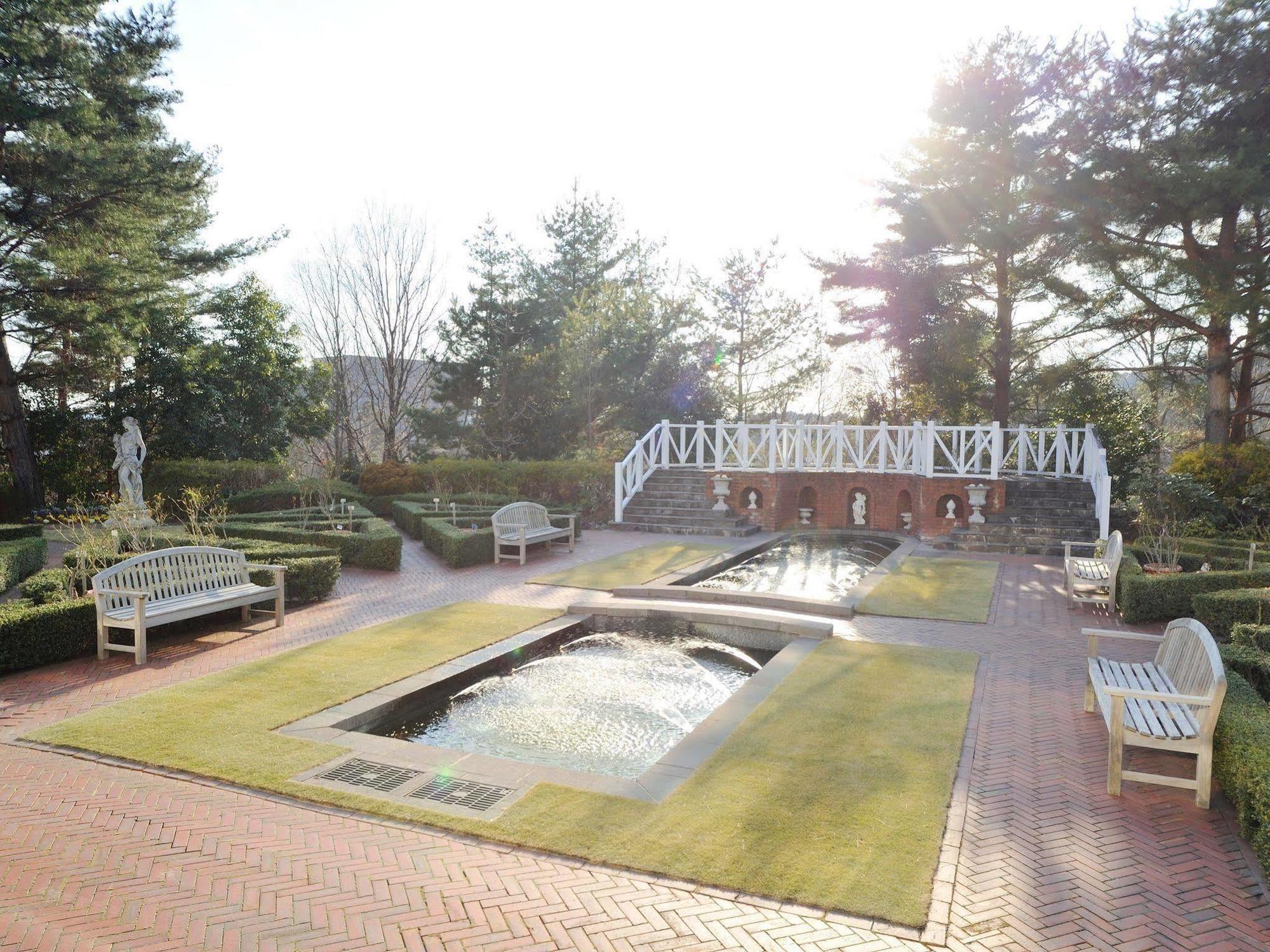 Forest Hills Garden Mihara  Exterior foto